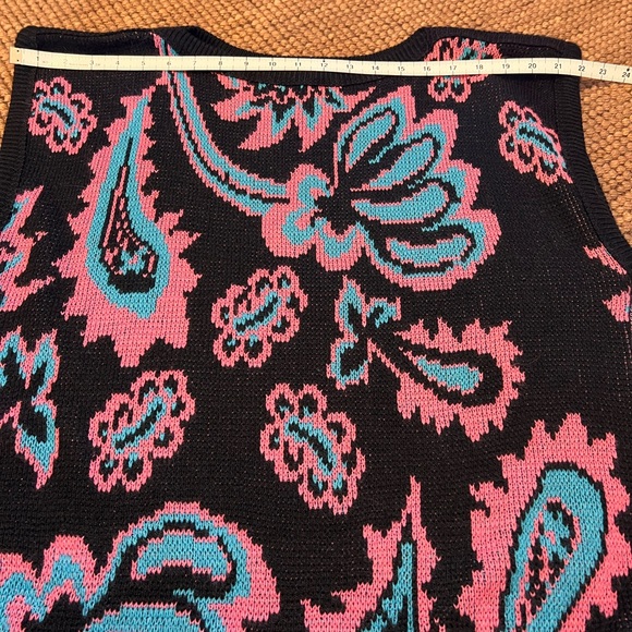Vintage Jane Adam’s sweater vest - Picture 8 of 10